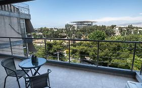Cozy Apartment In Palaio Faliro With A Great View